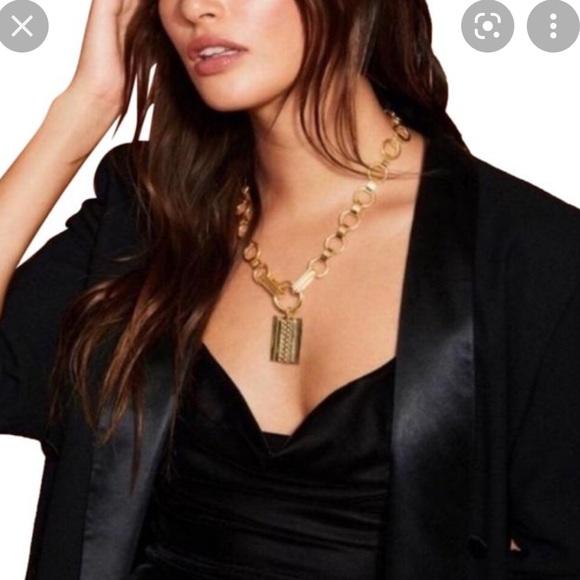DANNIJO Jewelry - NWOT DANNIJO Elise Chunky Gold Necklace; part of Rachel Zoe’s Box of Style.